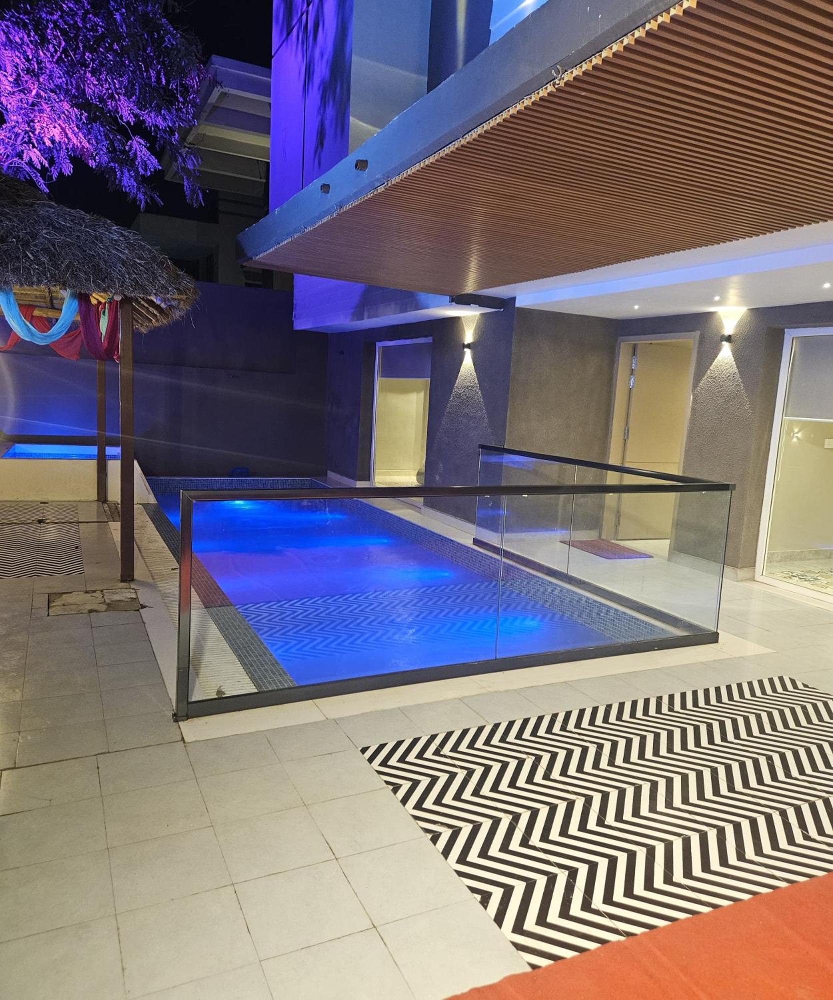 קאנפור Virasat Villa & Banquet Hall מראה חיצוני תמונה