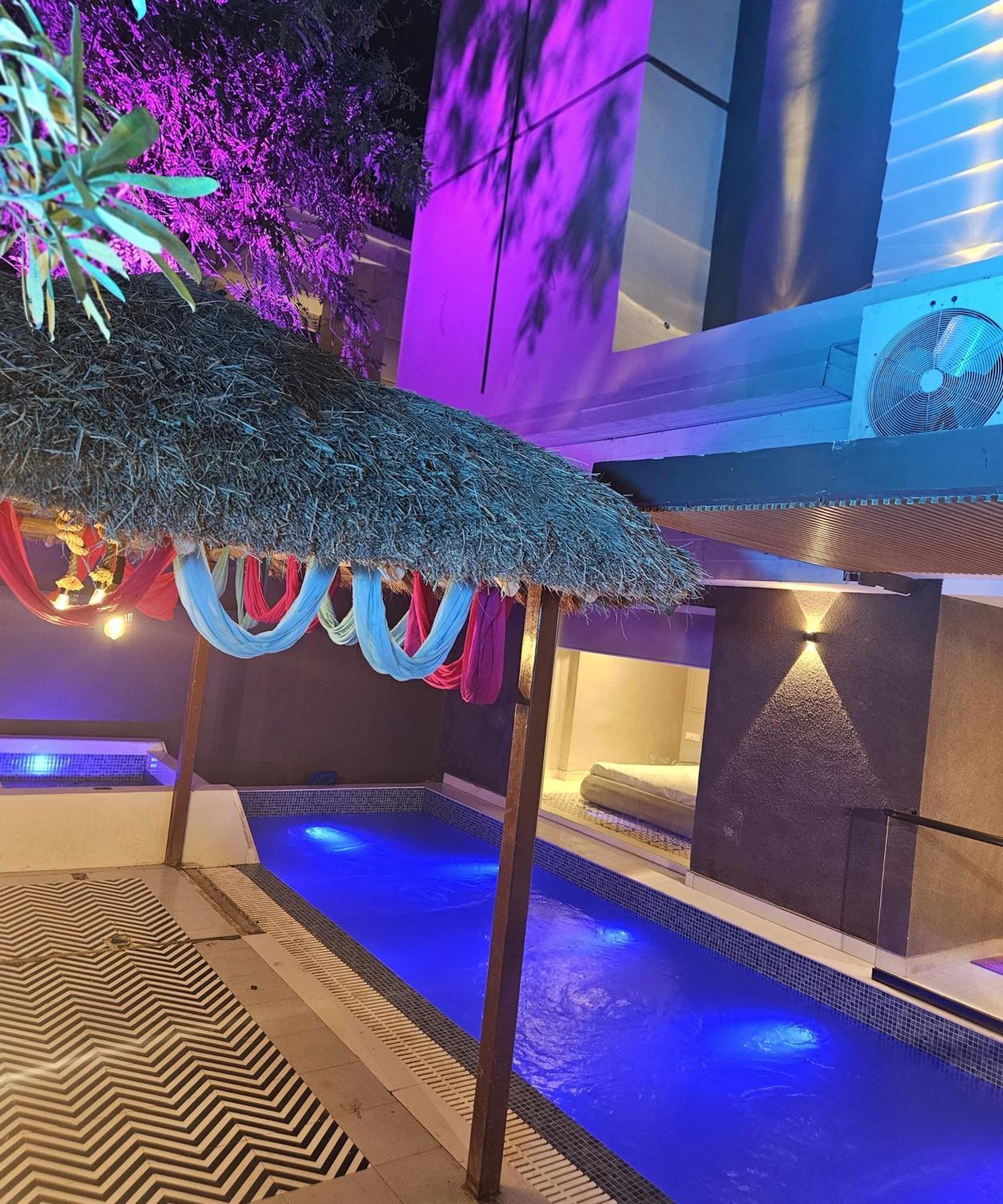 קאנפור Virasat Villa & Banquet Hall מראה חיצוני תמונה